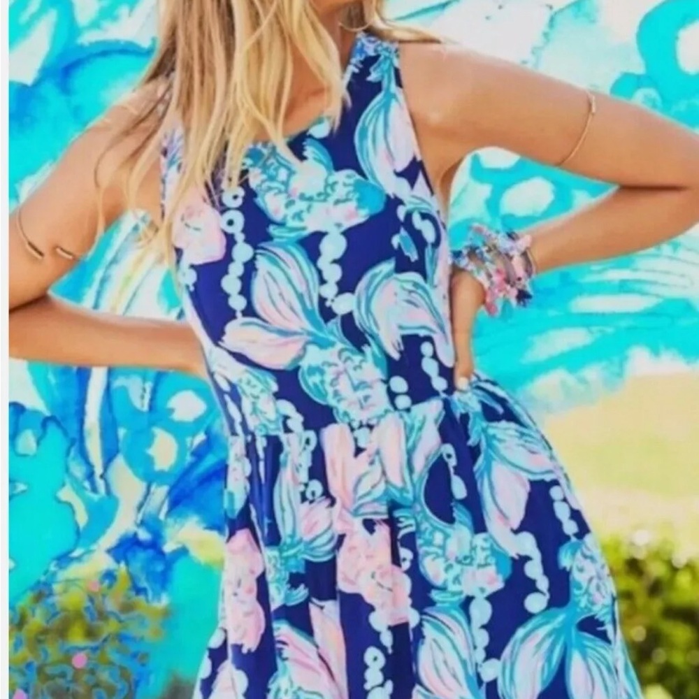 Lilly pulitzer going coastal dress with pockets 6! Perfect condition